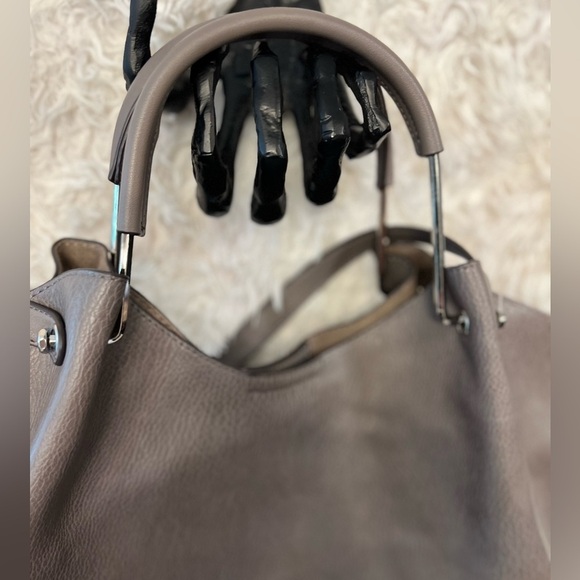 ❤️❤️BNWOT- Sondra Robert's Squared Vegan Leather Tote Satchel Shoulder Bag❤️❤️ - Picture 11 of 14